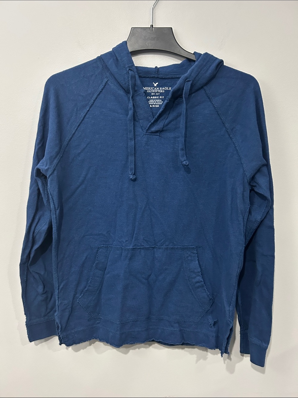American Eagle Outfitters Men’s Blue Hooded Pullover Sweatshirt